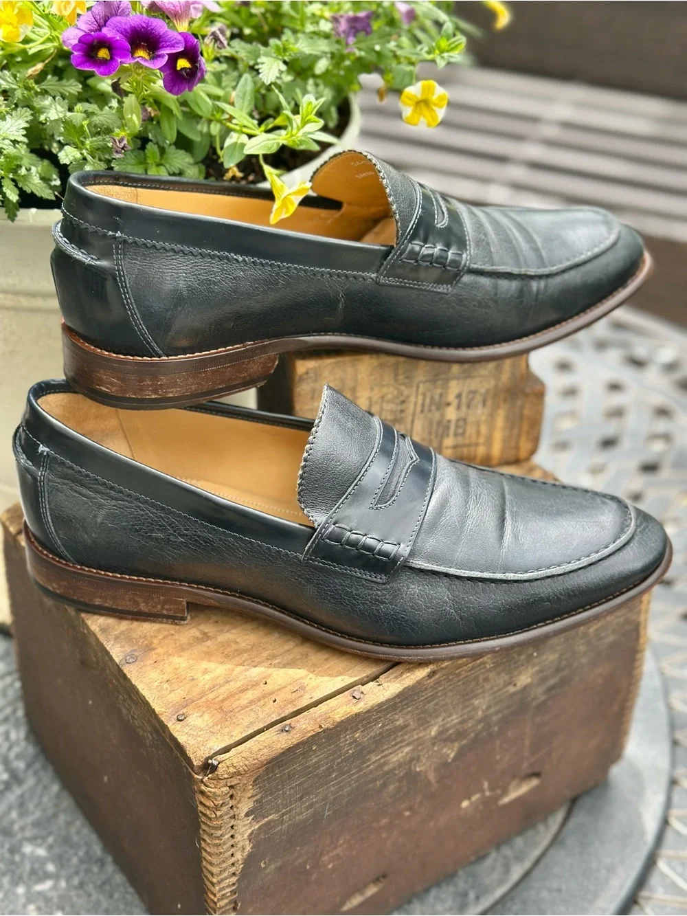 Johnston and Murphy Handcrafted Italy Deep Navy Leather Penny Loafers Mens